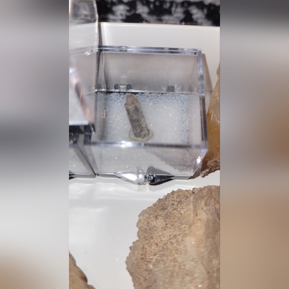 RARE All United States Found Crystals and Mineral Specimens Raw (Rare Ones Also) - Picture 8 of 14